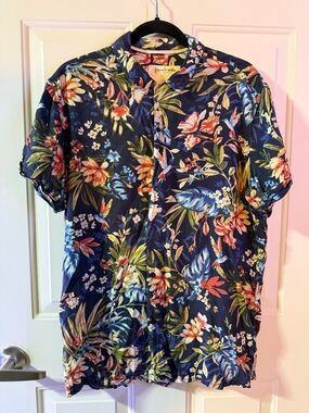 Stradivarius Man Floral Short-Sleeve Button Shirt - Navy Blue large